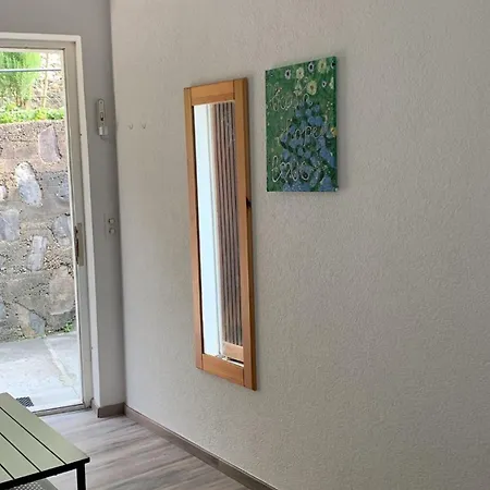 Romantic Pregassona Apartment *